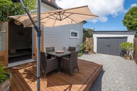 Photo of property in 194 South Road, Hawera, 4610