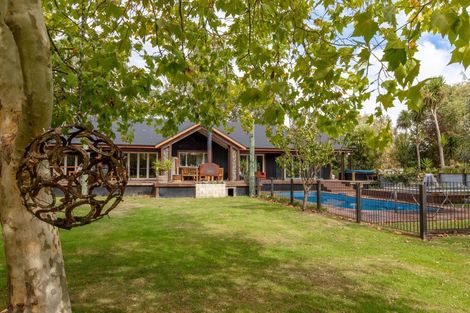 Photo of property in 2383 State Highway 2, Waipukurau, 4200