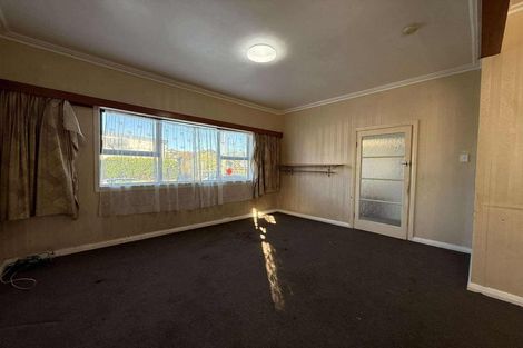 Photo of property in 8 Phillip Street, Johnsonville, Wellington, 6037