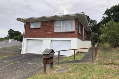 Photo of property in 2/19 Park Hill Road, Birkenhead, Auckland, 0626
