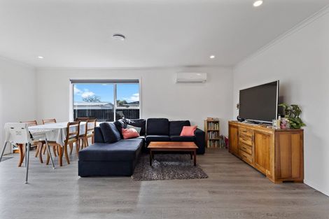 Photo of property in 11a Knightsbridge Place, Dinsdale, Hamilton, 3204