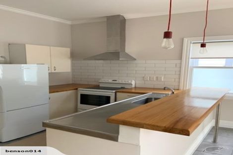 Photo of property in 9 Royal Street, Berhampore, Wellington, 6023