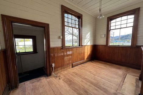 Photo of property in 70 Fitzherbert Street, Hokitika, 7810