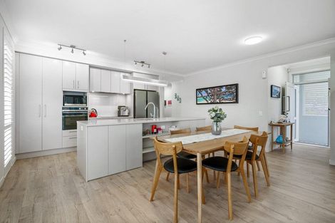 Photo of property in 1 Ocean View Terrace, Orewa, 0931