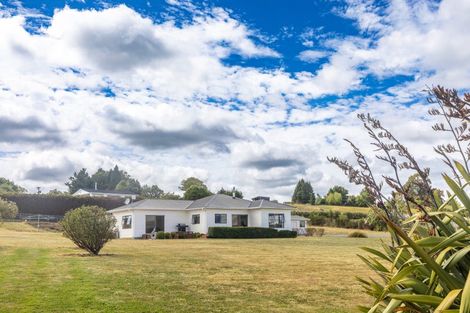 Photo of property in 381 Racecourse Road, Waipukurau, 4282