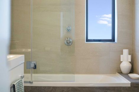 Photo of property in 29 Oakum Road, Whitby, Porirua, 5024