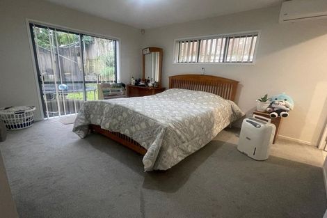 Photo of property in 64 Sandwick Drive, Weymouth, Auckland, 2103