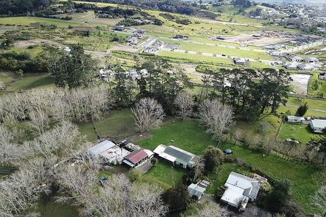 Photo of property in 654 Inland Road, Helensville, 0875
