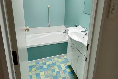 Photo of property in 29 Solway Avenue, Ilam, Christchurch, 8041
