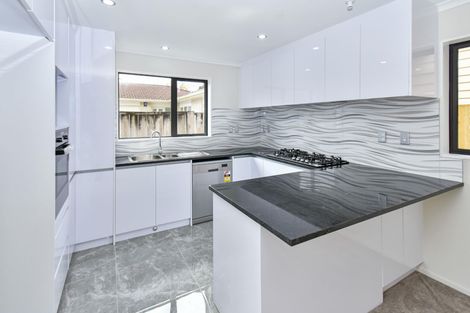 Photo of property in 25a Bunnythorpe Road, Papakura, 2110