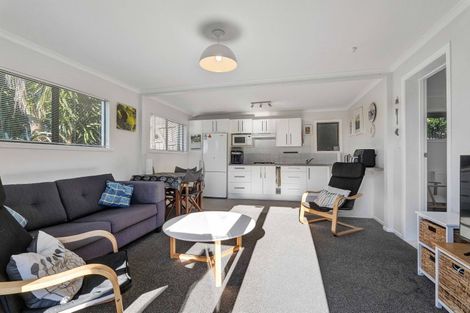 Photo of property in 62d Poplar Grove, Whalers Gate, New Plymouth, 4310