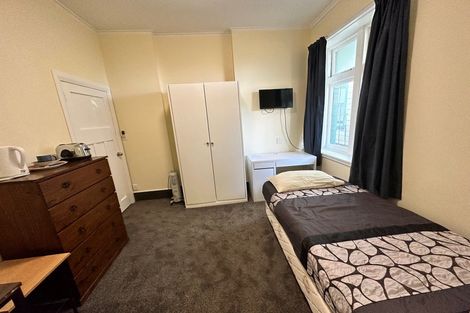 Photo of property in Carillion/the Knoll, 33 Thompson Street, Mount Cook, Wellington, 6011