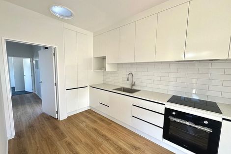 Photo of property in 4 Jutland Road, Pukekohe, 2120
