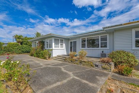 Photo of property in 12 Nairn Crescent, Awapuni, Palmerston North, 4412