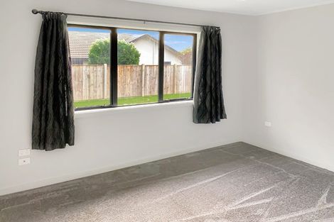 Photo of property in 8 Gladys Place, Levin, 5510