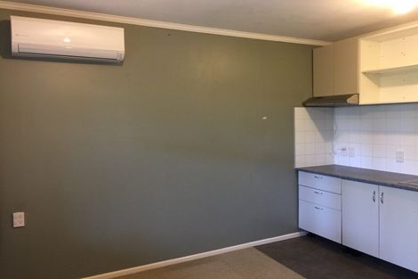 Photo of property in 87 Mountbatten Avenue, Hillcrest, Auckland, 0627