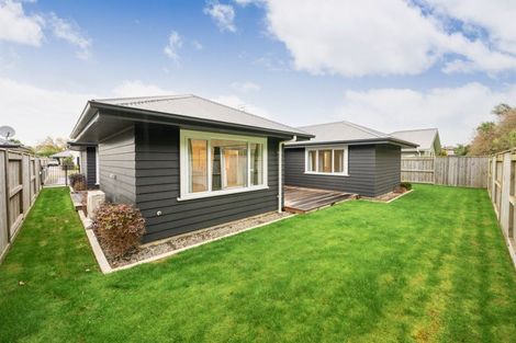 Photo of property in 29 Freedom Drive, Kelvin Grove, Palmerston North, 4414