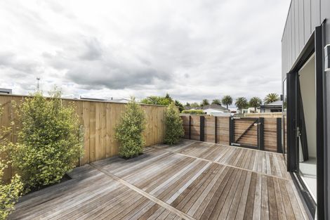 Photo of property in 12 Roy Street, Palmerston North, 4410