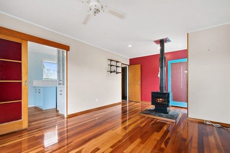 Photo of property in 26 Vina Place, Massey, Auckland, 0614