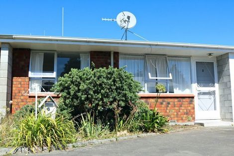 Photo of property in 6 Kiwi Court, Roslyn, Palmerston North, 4414