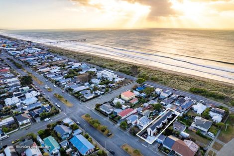 Photo of property in 4/141 Oram Avenue, New Brighton, Christchurch, 8061