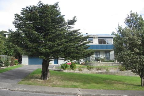 Photo of property in 12 Mamaku Street, Paraparaumu, 5032