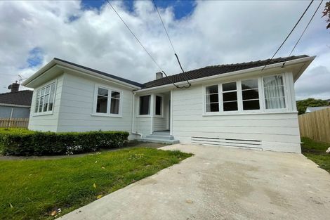 Photo of property in 22 Pearce Crescent, Taita, Lower Hutt, 5011