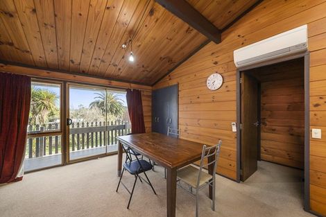 Photo of property in 25 Park Avenue, Waikanae, 5036