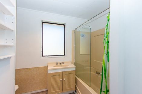 Photo of property in 7 Beech Place, Owhata, Rotorua, 3010