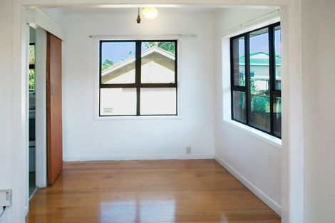 Photo of property in 614 Te Atatu Road, Te Atatu Peninsula, Auckland, 0610