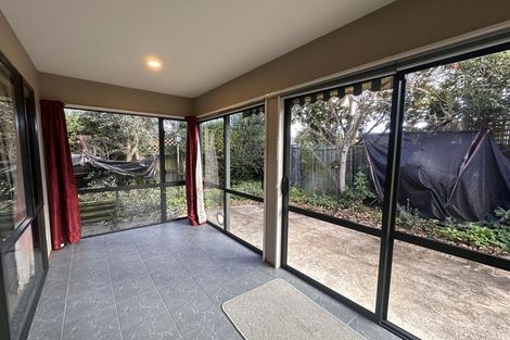 Photo of property in 2 Yarrum Lane, Avonhead, Christchurch, 8042