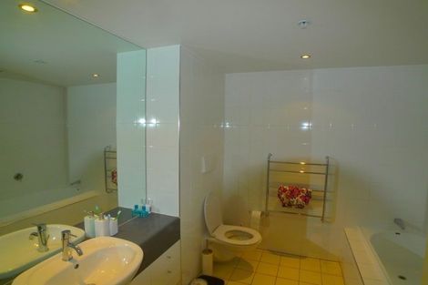 Photo of property in Sanctum Apartment, 10 Ebor Street, Te Aro, Wellington, 6011