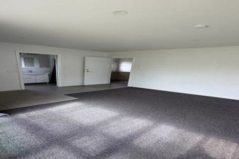 Photo of property in 26 Sunline Avenue, Massey, Auckland, 0614
