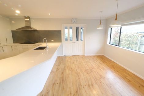Photo of property in 12 Thomas Hamer Place, Greenhithe, Auckland, 0632