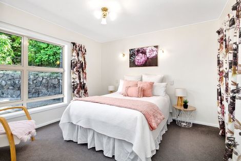 Photo of property in 6a Julia Place, Tawa, Wellington, 5028