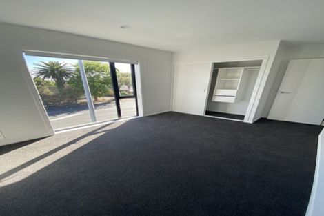 Photo of property in 7/1 Fruitvale Road, New Lynn, Auckland, 0600
