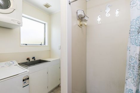 Photo of property in 9 Frobisher Street, Island Bay, Wellington, 6023
