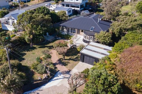 Photo of property in 14 Whanake Street, Titahi Bay, Porirua, 5022