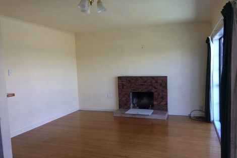 Photo of property in 120 Archibald Road, Kelston, Auckland, 0602