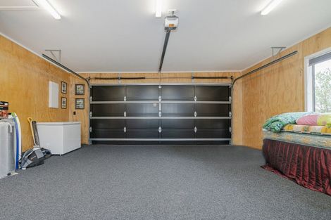 Photo of property in 15 Lady Jocelyn Place, Whitianga, 3510
