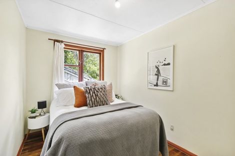 Photo of property in 86 Curtis Street, Northland, Wellington, 6012