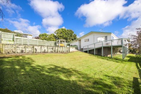 Photo of property in 3 Malmo Place, Massey, Auckland, 0614