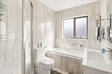 Photo of property in 234 Sturges Road, Henderson, Auckland, 0612