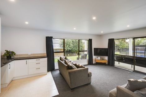 Photo of property in 13 Donegal Crescent, Tamatea, Napier, 4112