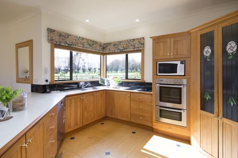 Photo of property in 413 Milson Line, Milson, Palmerston North, 4478