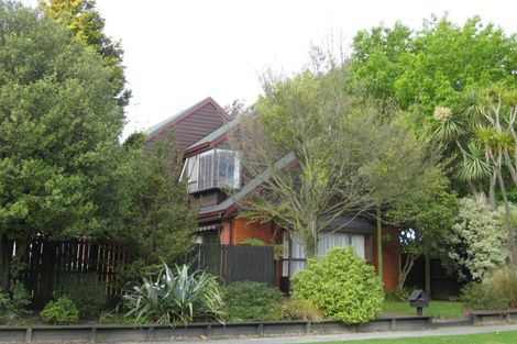 Photo of property in 2 Thurlestone Place, Burnside, Christchurch, 8053