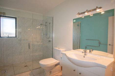 Photo of property in 526 Mairehau Road, Parklands, Christchurch, 8083