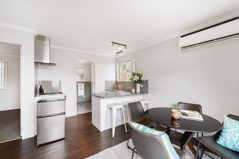 Photo of property in 61 Salford Street, Newlands, Wellington, 6037