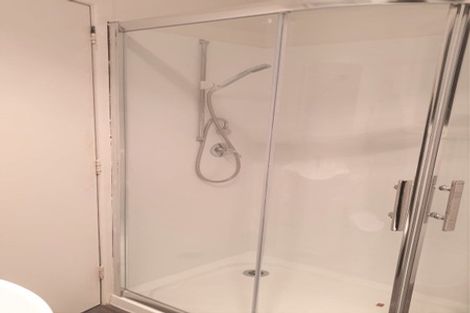 Photo of property in 18 Rimu Street, New Lynn, Auckland, 0600