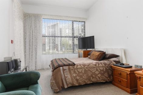 Photo of property in 78 Hobsonville Point Road, Hobsonville, Auckland, 0616